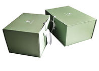 包装の衣服の現在のために積み重ね可能な薄緑の折り畳み式のペーパー ギフト用の箱 サプライヤー