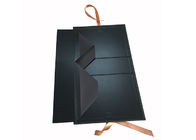 黒い色の折り畳み式ボール箱箱のかつら延長包装のための堅いボール紙材料 サプライヤー